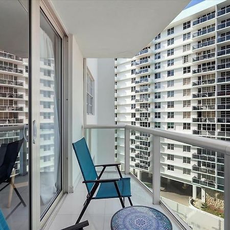 Beachfront 2 Bedroom At Tides Hollywood 8Th Floor Buitenkant foto