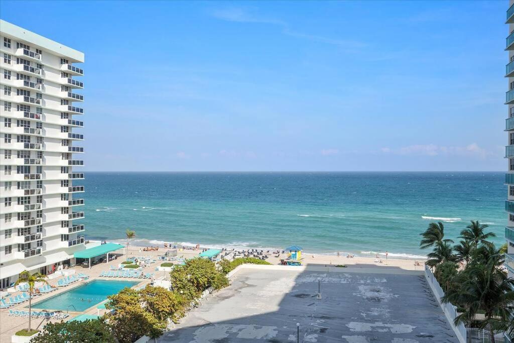 Beachfront 2 Bedroom At Tides Hollywood 8Th Floor Buitenkant foto